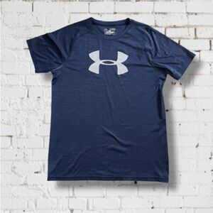 💪🏻Under Armour T-Shirt